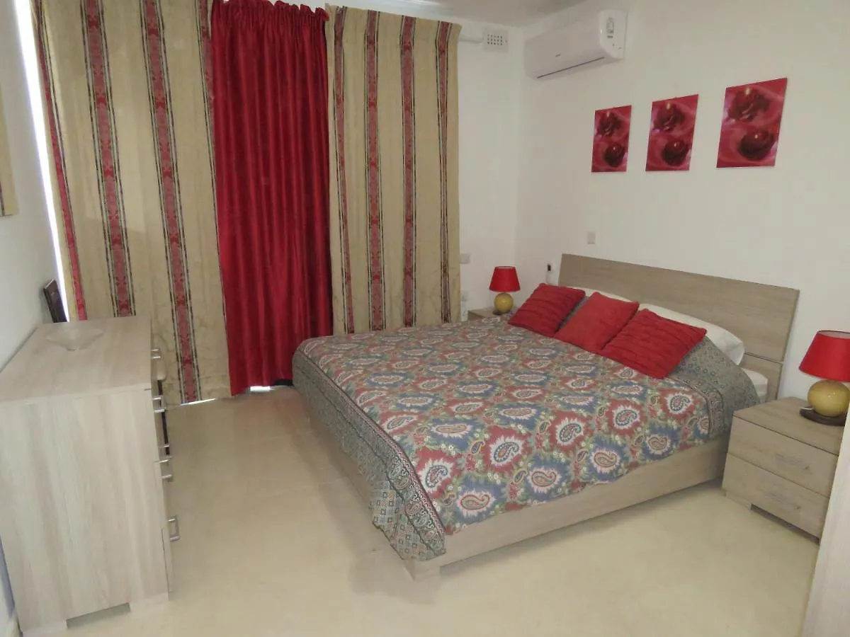 Aquamarine Sea Front Apartments - Second Floor Marsaskala
